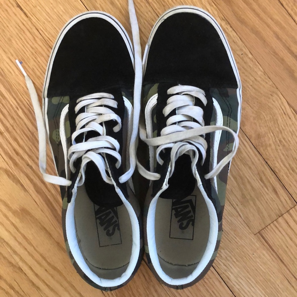 Old skool camo vans size women’s 10 men’s 8.5